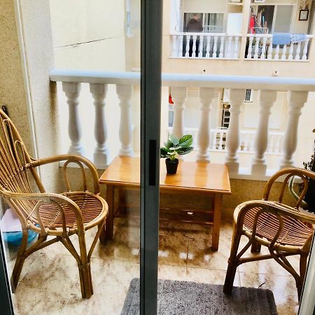 Apartamento Compartido - Solo El Dormitorio Es Privado Torrevieja Exteriér fotografie