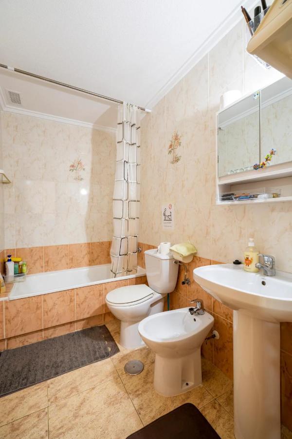 Apartamento Compartido - Solo El Dormitorio Es Privado Torrevieja Exteriér fotografie