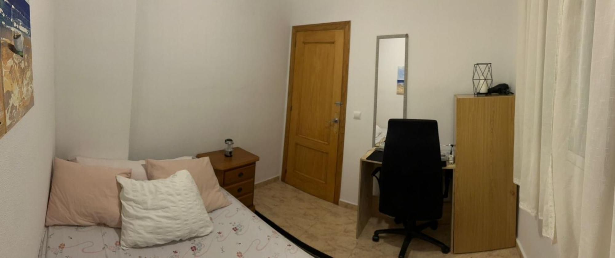 Apartamento Compartido - Solo El Dormitorio Es Privado Torrevieja Exteriér fotografie