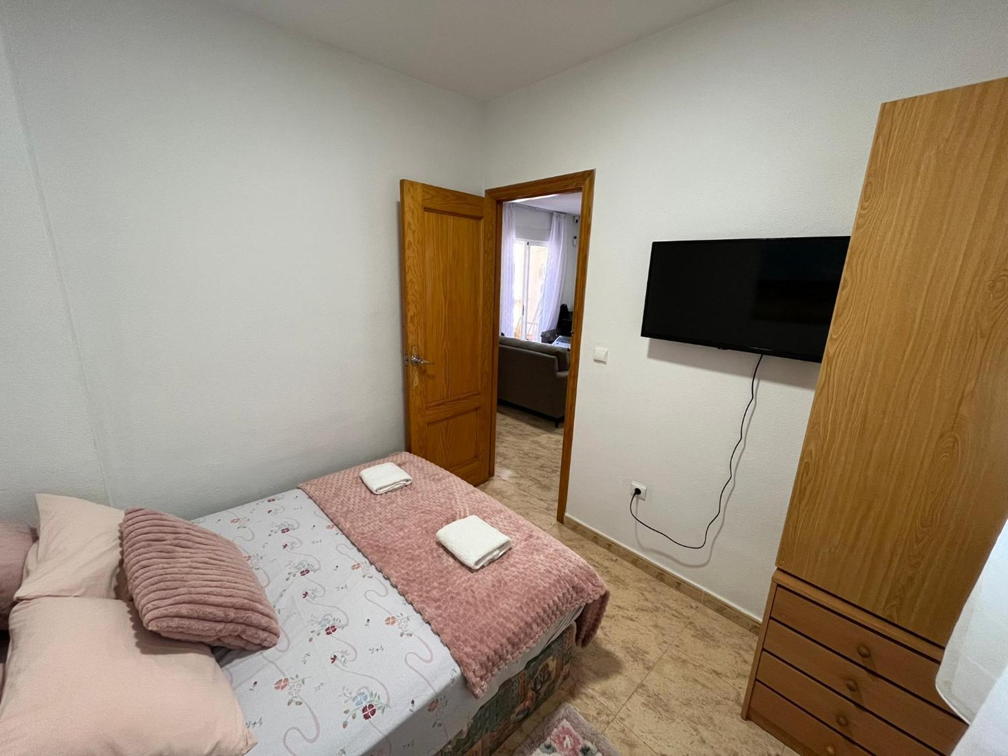 Apartamento Compartido - Solo El Dormitorio Es Privado Torrevieja Exteriér fotografie
